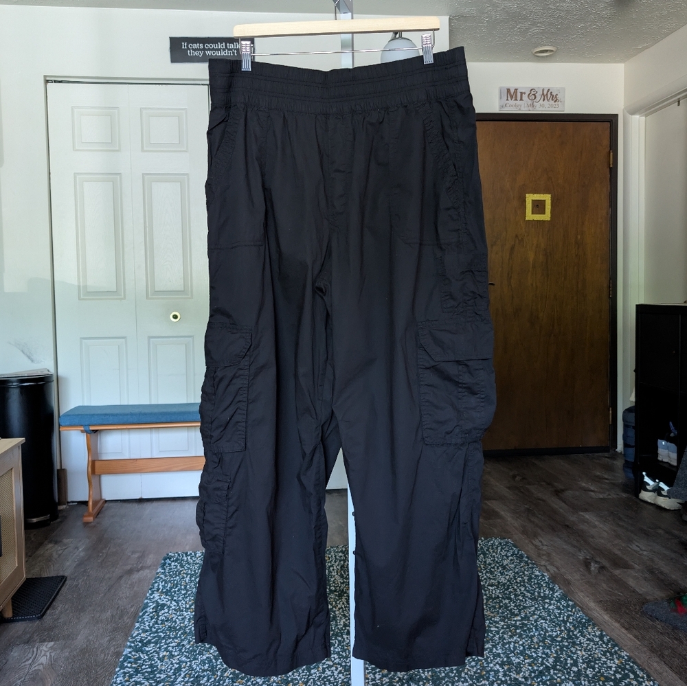 Aerie Black Cargo Pants